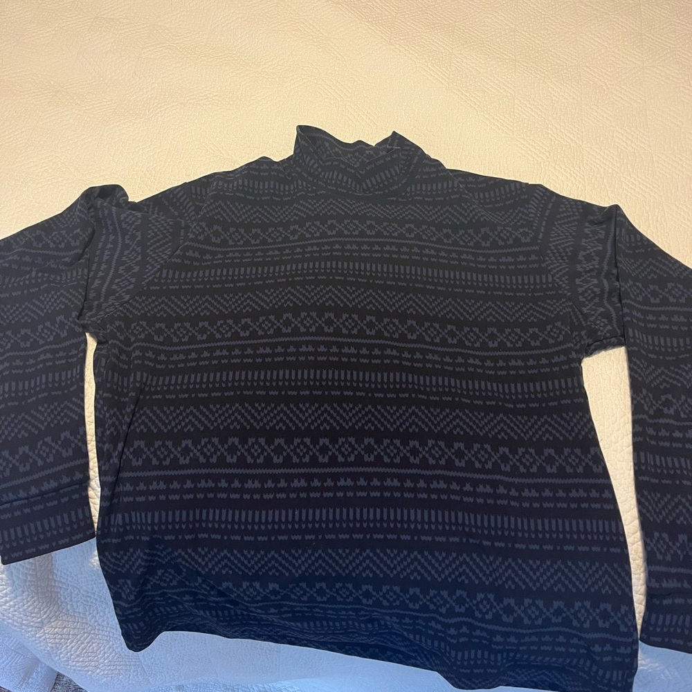 Uniqlo Men's navy Patterned heattech turtleneck Sweater